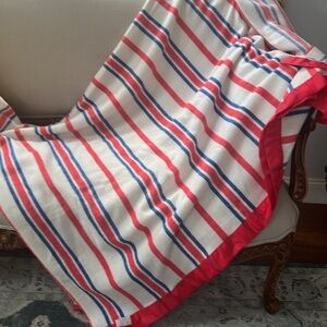 Stevens Utica Vintage Stripped Acrylic Double Satin Trim Blanket 88" X 62"‎